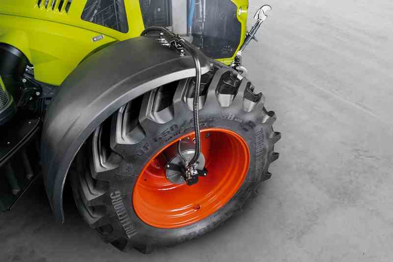 CLAAS Tractors - CEMOS Automatic tyre inflation